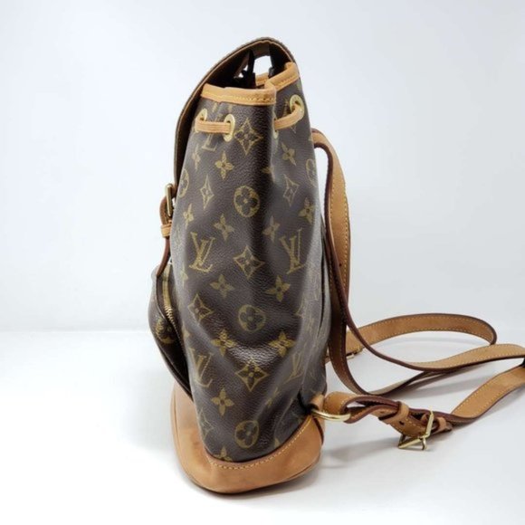 Auth Louis Vuitton Monogram Montsouris PM Backpack - Picture 4 of 16